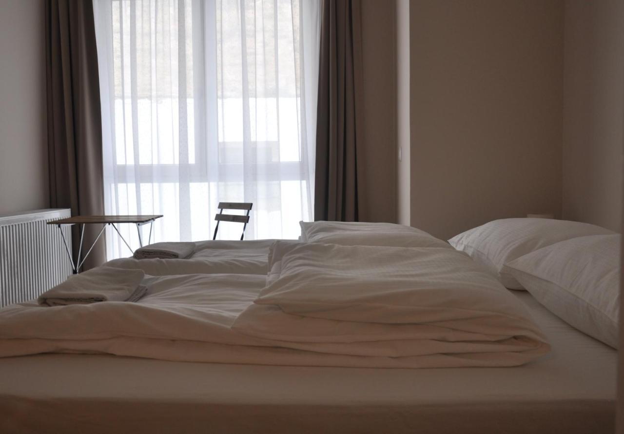 Centrál Vendégház Székesfehérvár Esterno foto