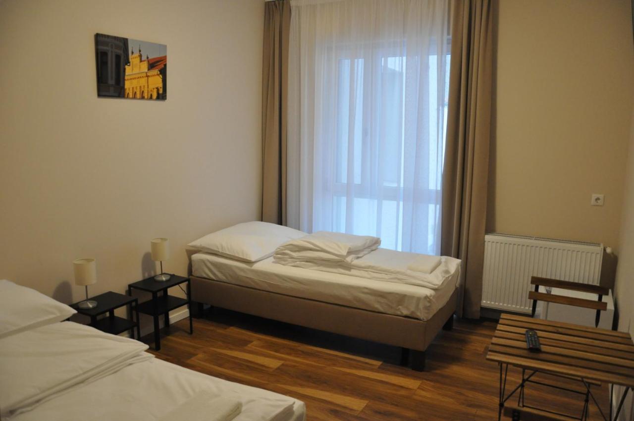 Centrál Vendégház Székesfehérvár Esterno foto